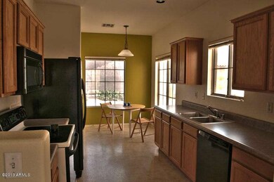 Eat-in Kitchen
