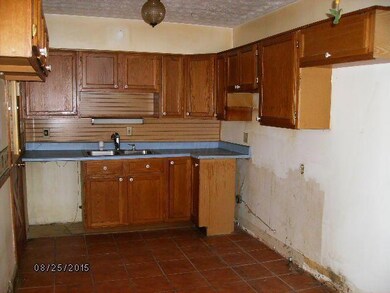 627 Savannah Dr, Columbus, OH 43228 - photo 3