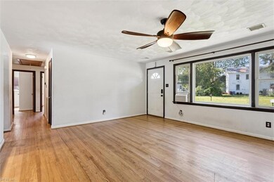 1241 N River Dr, Chesapeake, VA 23323 - photo 7