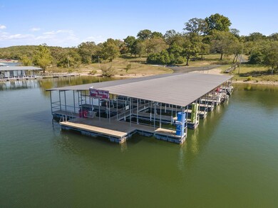 10 Holiday Hideaway Ct unit 3,4, Reeds Spring, MO 65737 - photo 5