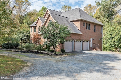 16800 Swanson Road Spur, Upper Marlboro, MD 20774 - photo 2