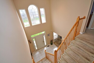 10 Wildflower Ct, Manalapan, NJ 07726 - photo 3