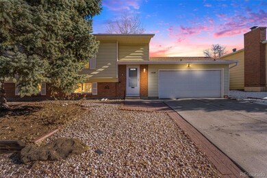 1418 S Lewiston St, Aurora, CO 80017 - photo 2