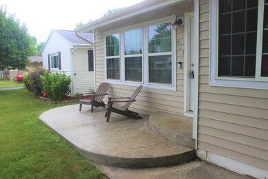 423 Bernhard Rd, Columbus, OH 43213 - photo 5