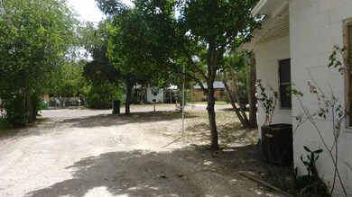 510 W Gore Ave, Pharr, TX 78577 - photo 5