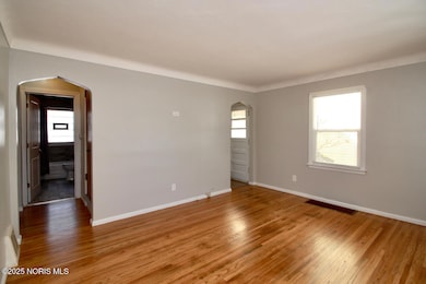 3713 Drexel Dr, Toledo, OH 43612 - photo 5