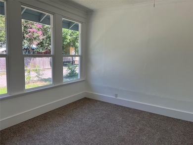 201 W 9th St, Bonham, TX 75418 - photo 5