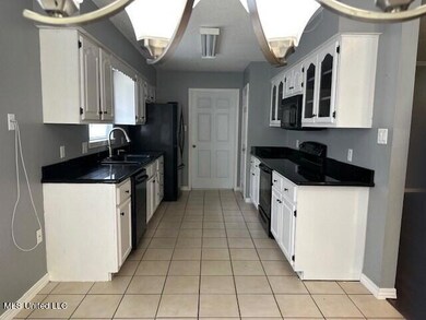 2605 Rogers St, Picayune, MS 39466 - photo 6