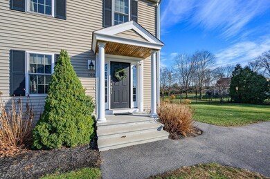 102 Curve St, Bridgewater, MA 02324 - photo 3
