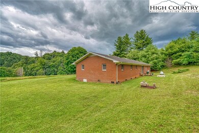 6293 Old 421 S, Deep Gap, NC 28618 - photo 5