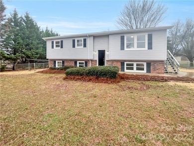 117 Bowman Rd, Statesville, NC 28625 - photo 6