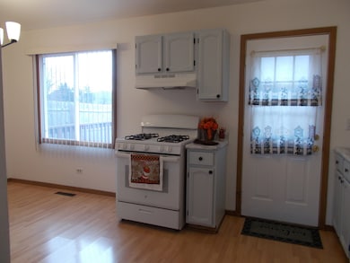 4108 Douglas Dr, Zion, IL 60099 - photo 5