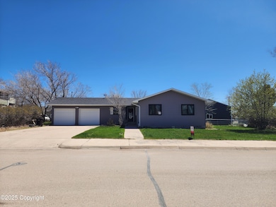 808 Pine St Upton