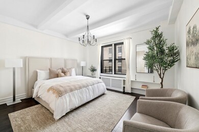 152 W 58th St unit 8A, New York, NY 10019 - photo 4