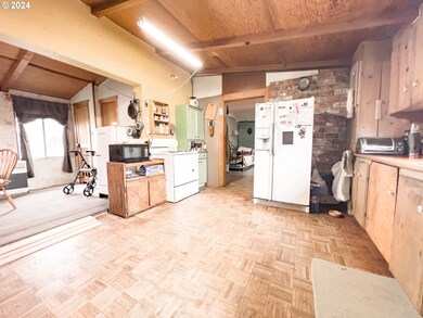 53211 U S 26, Mount Vernon, OR 97865 - photo 5