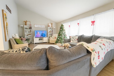 900 Colonial Trace, Frankfort, KY 40601 - photo 3