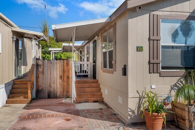 02 - Front Porch