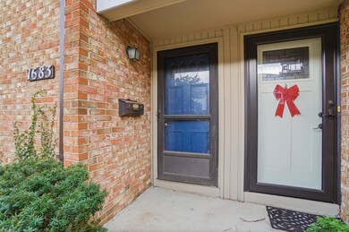 1683 Saint Albans Ct unit 22-83, Columbus, OH 43220 - photo 4
