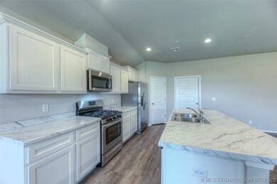 14807 E 39th St S, Broken Arrow, OK 74014 - photo 6