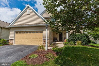 1319 Heatherwood Dr, Mount Joy, PA 17552 - photo 3