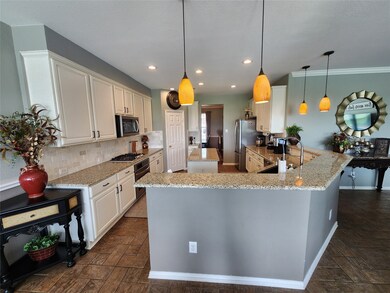 3848 Lakeway Dr, Southlake, TX 76092 - photo 5