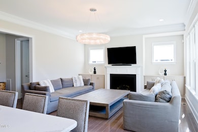 Main Living-1