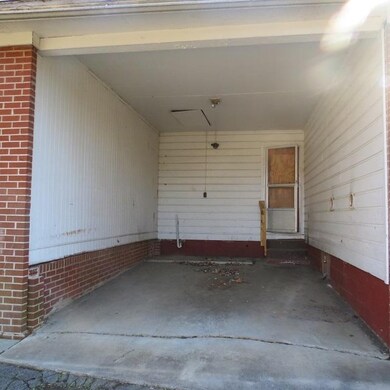 CARPORT