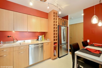 Plaza on Dewitt unit 2603, Chicago, IL 60611 - photo 5