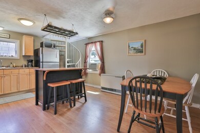 21 Overlook St, Newburyport, MA 01950 - photo 2