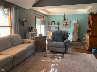 3207 Kensington Blvd, Columbus, IN 47203 - photo 7