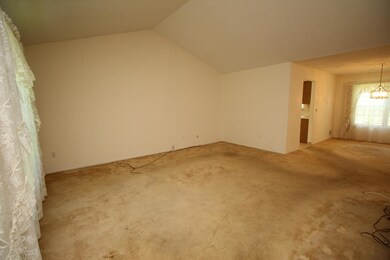 520 Petunia Ln N, Whiting, NJ 08759 - photo 3