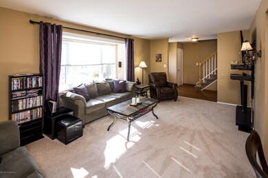 07_Living Room-3