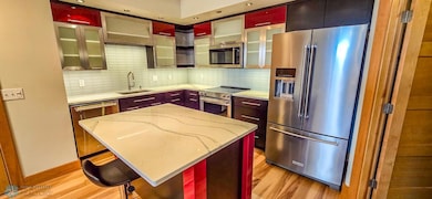 Broadway Kitchen-1.jpg
