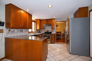 36 Davis St, Northborough, MA 01532 - photo 7