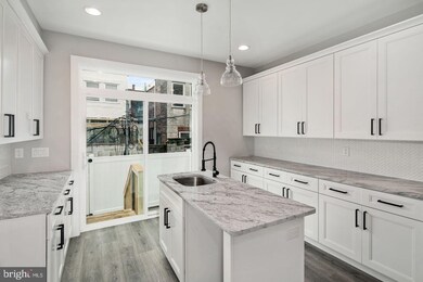 2246 Wilder St, Philadelphia, PA 19146 - photo 2