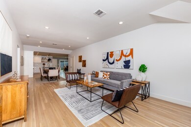 910 Algregg St, Houston, TX 77009 - photo 3