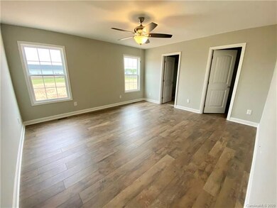 112 Lonehart Ln unit 28, Statesville, NC 28625 - photo 6