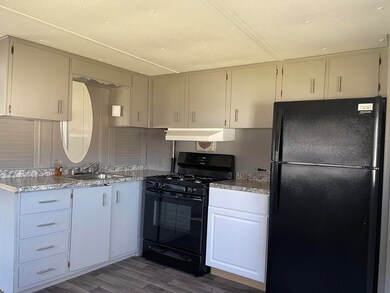 169 Washington Rd, Brimfield, MA 01010 - photo 2