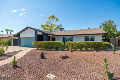 8715 E Amelia Ave - 03