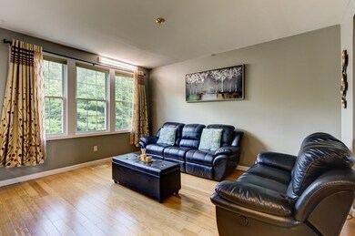 36 Tulip Cir unit 36, South Grafton, MA 01560 - photo 6