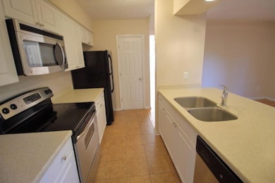 1055 Hunters Trace, Mount Pleasant, SC 29464 - photo 4