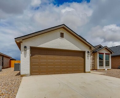1337 Canal St, Odessa, TX 79765 - photo 2