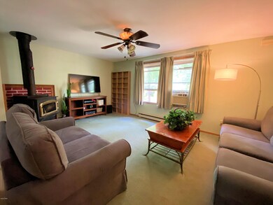 127 Rodeo Dr, Hawley, PA 18428 - photo 7