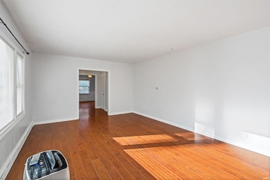 510 S Union St, Warsaw, IN 46580 - photo 5