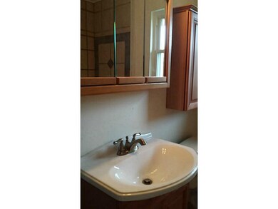 Full Bath.
