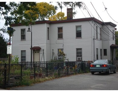 6 Reeds Ct, Somerville, MA 02145 - photo 2