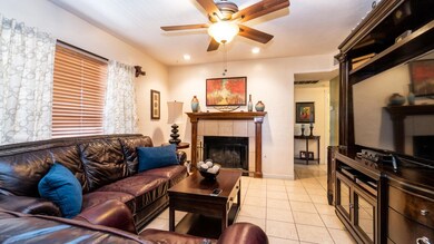 1984 W Olive Way-6