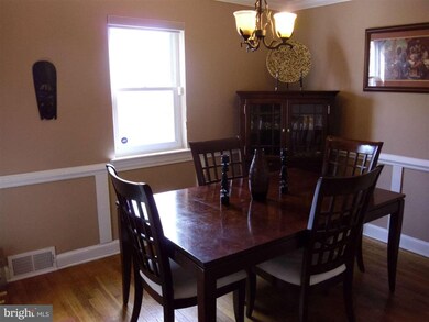 6423 Elliott Place, Hyattsville, MD 20783 - photo 5