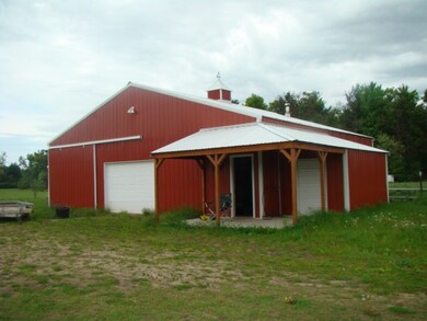 10451 Griffith Ave, Wisconsin Rapids, WI 54494 - photo 4