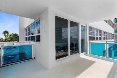 Commodore Condominium unit 211, Fort Lauderdale, FL 33308 - photo 6